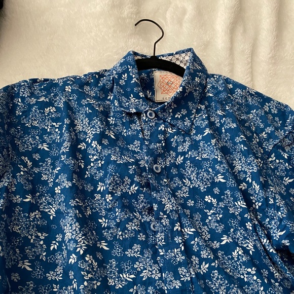 SQ Wear: Men’s Floral Button Down Shirt - Picture 1 of 3
